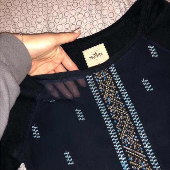 Hollister Longsleeve - Picture 3 of 4